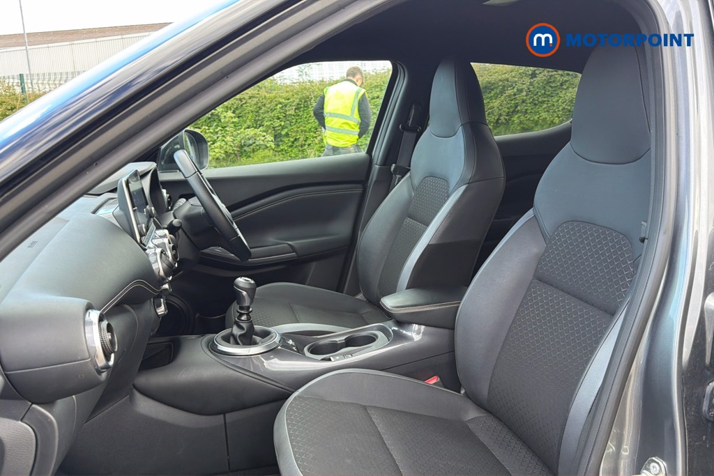Nissan Juke N-Connecta Manual Petrol SUV - Stock Number (1638168) - 22nd supplementary image