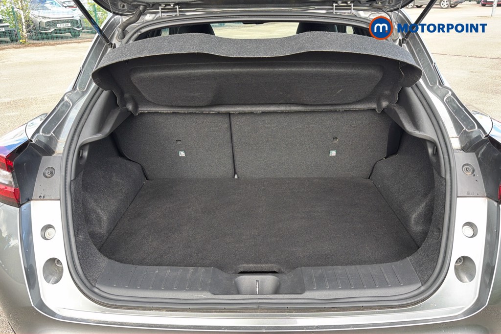 Nissan Juke N-Connecta Manual Petrol SUV - Stock Number (1638168) - 33rd supplementary image