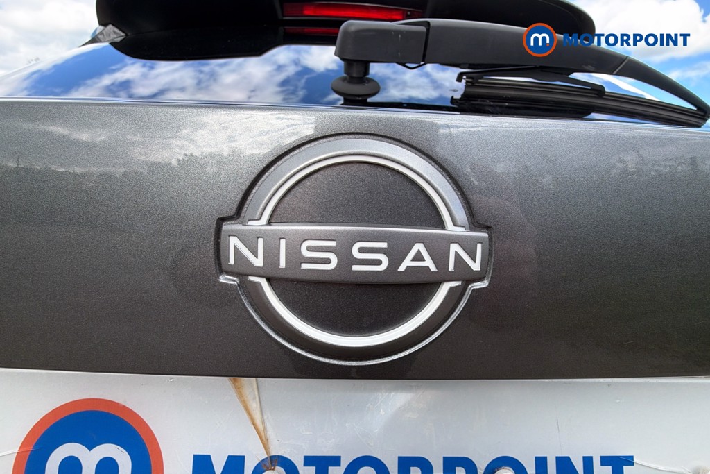 Nissan Juke N-Connecta Manual Petrol SUV - Stock Number (1638168) - 37th supplementary image