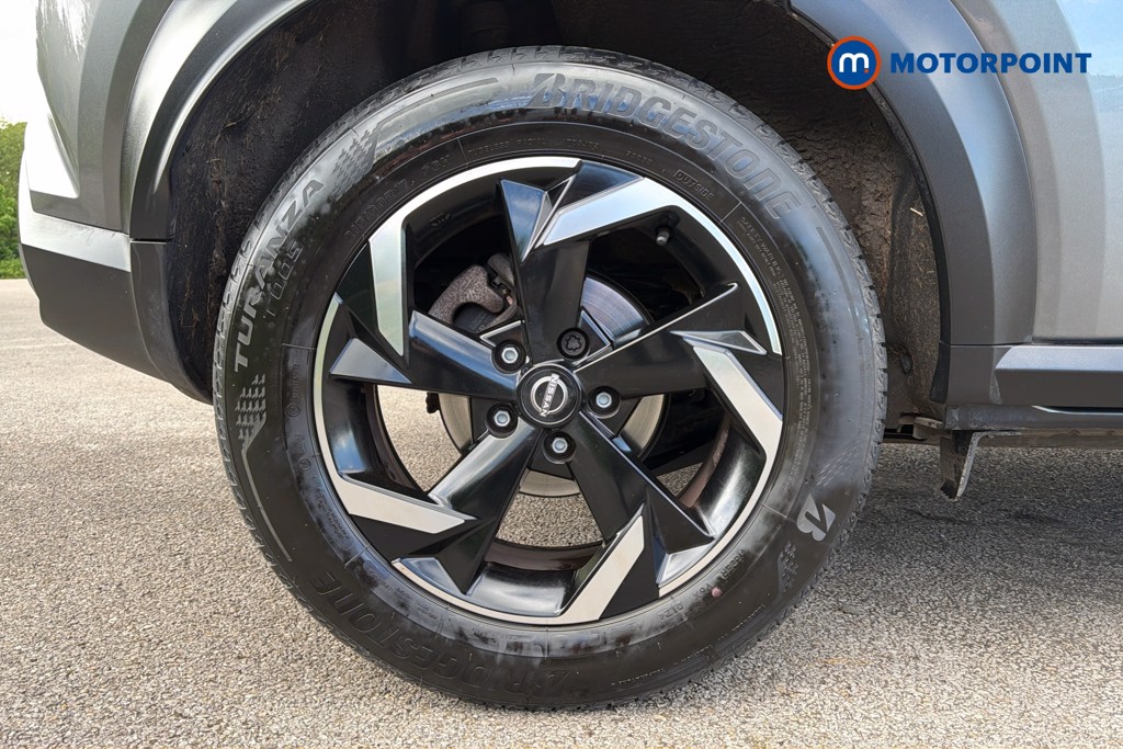 Nissan Juke N-Connecta Manual Petrol SUV - Stock Number (1638168) - 49th supplementary image