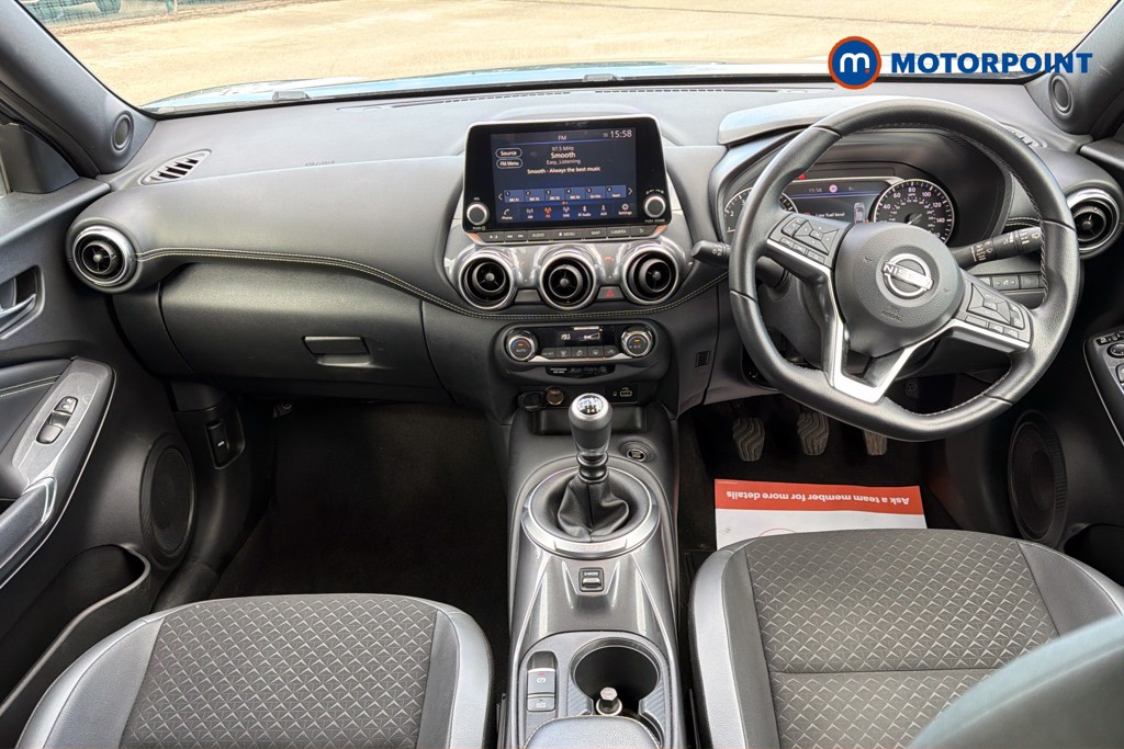 Nissan Juke N-Connecta Manual Petrol SUV - Stock Number (1638168) - 1st supplementary image