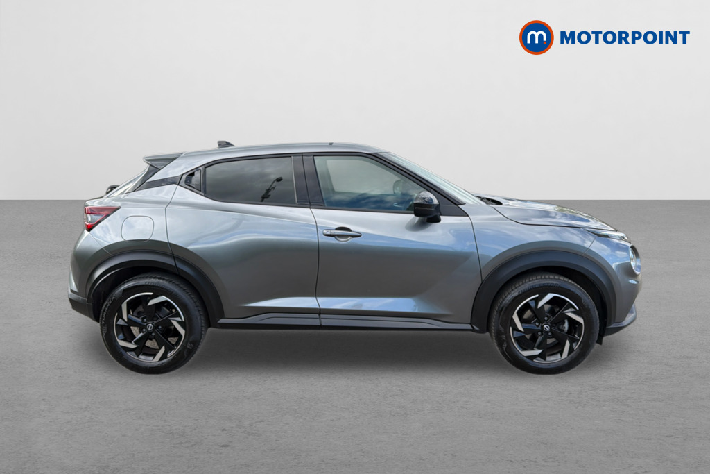Nissan Juke N-Connecta Manual Petrol SUV - Stock Number (1638168) - Drivers side