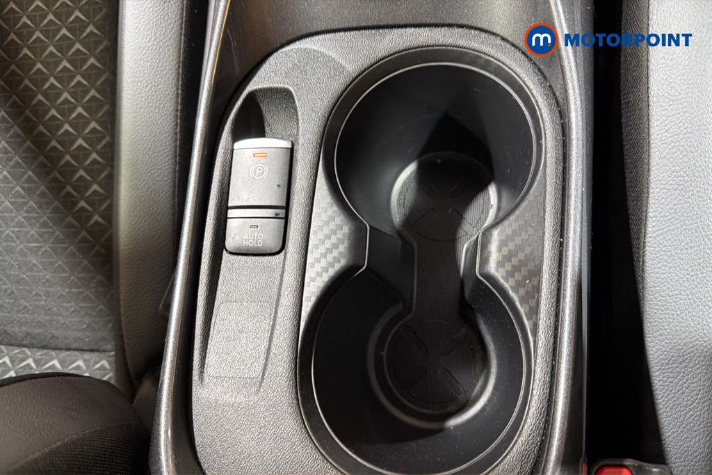 Nissan Juke N-Connecta Manual Petrol SUV - Stock Number (1638171) - 16th supplementary image
