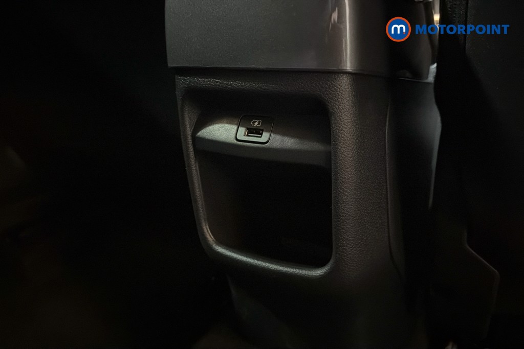 Nissan Juke N-Connecta Manual Petrol SUV - Stock Number (1638171) - 30th supplementary image