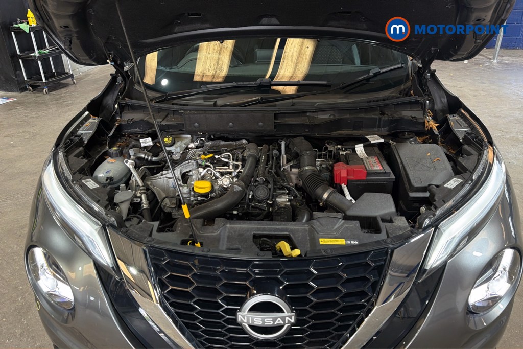 Nissan Juke N-Connecta Manual Petrol SUV - Stock Number (1638171) - 51st supplementary image