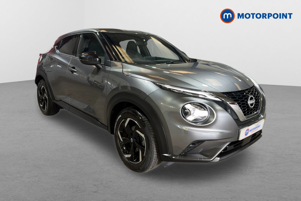 Nissan Juke N-Connecta Manual Petrol SUV - Stock Number (1638171) - Drivers side front corner