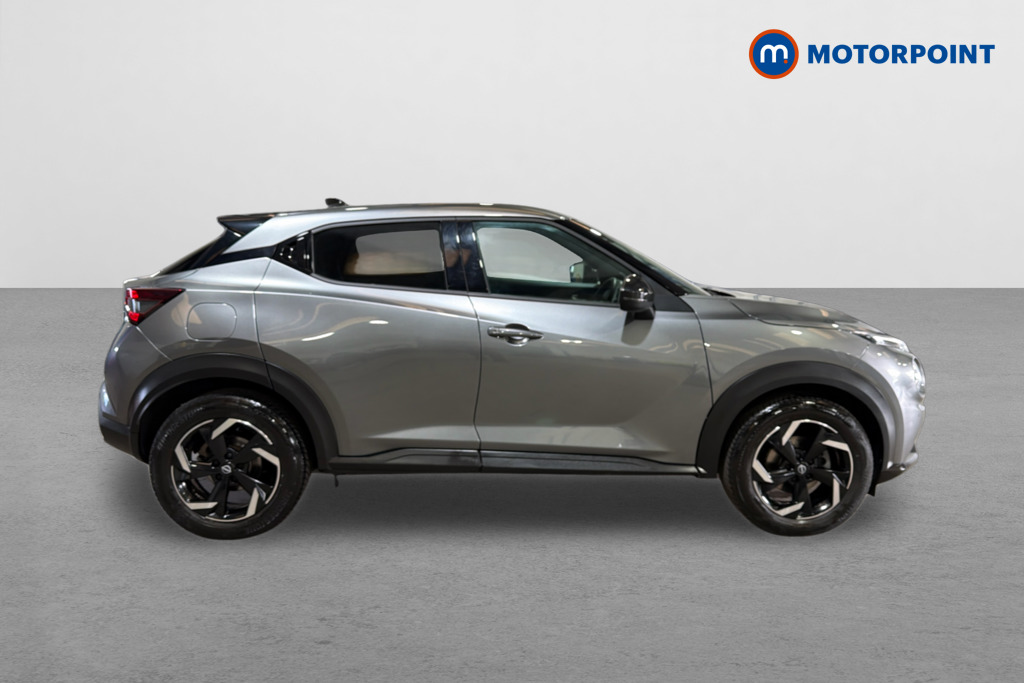 Nissan Juke N-Connecta Manual Petrol SUV - Stock Number (1638171) - Drivers side