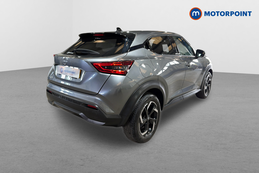 Nissan Juke N-Connecta Manual Petrol SUV - Stock Number (1638171) - Drivers side rear corner