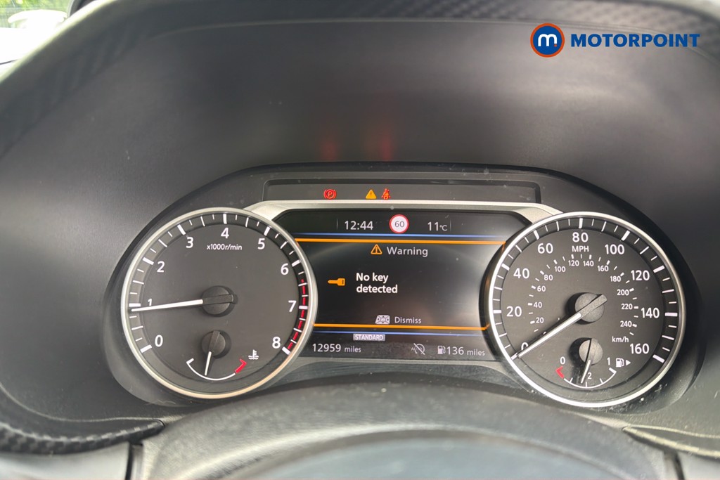 Nissan Juke N-Connecta Manual Petrol SUV - Stock Number (1638174) - 8th supplementary image