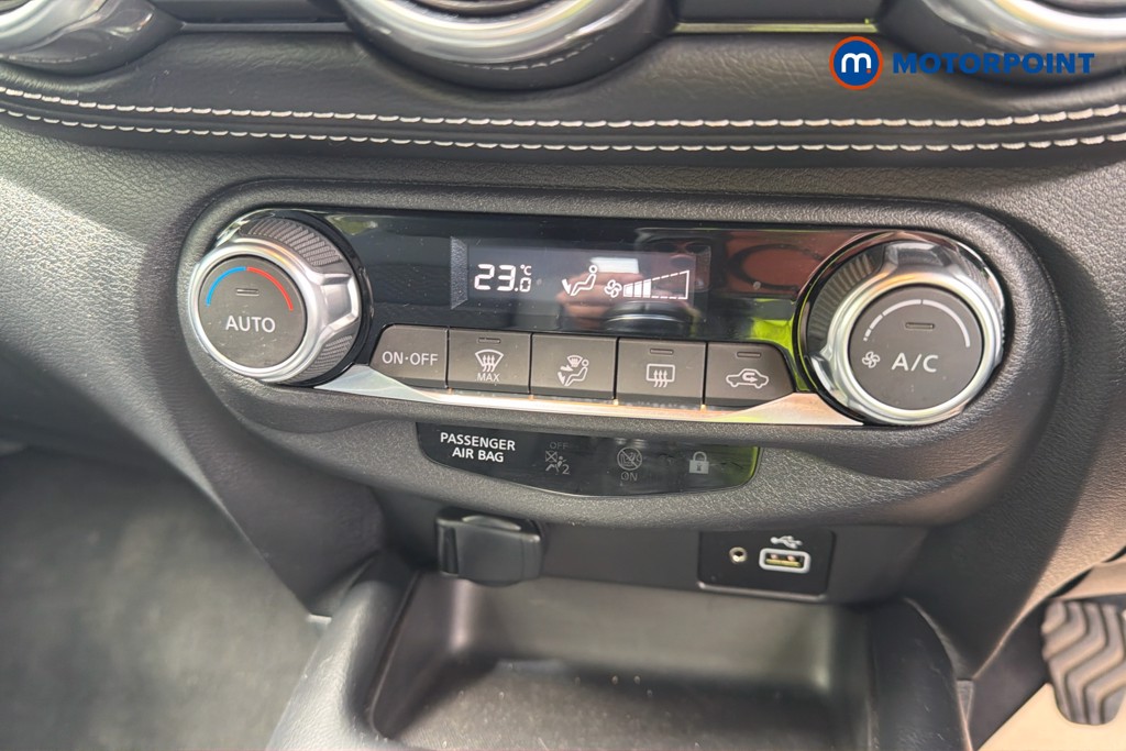 Nissan Juke N-Connecta Manual Petrol SUV - Stock Number (1638174) - 12th supplementary image