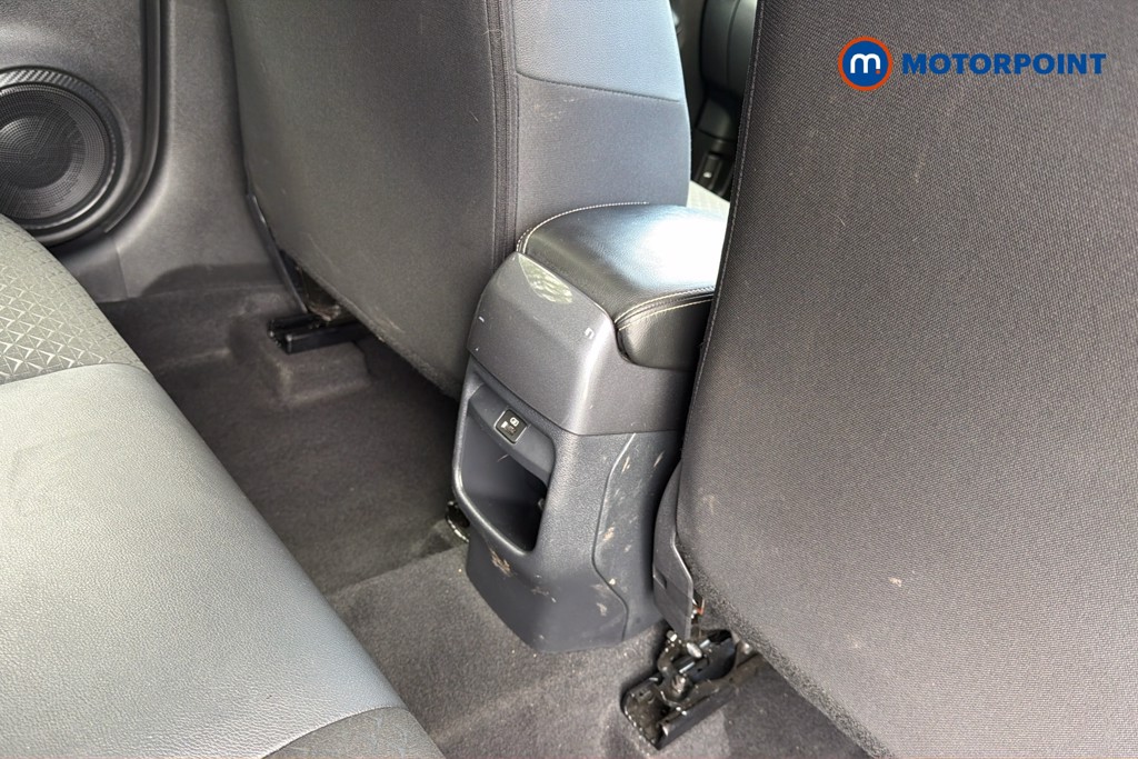 Nissan Juke N-Connecta Manual Petrol SUV - Stock Number (1638174) - 30th supplementary image
