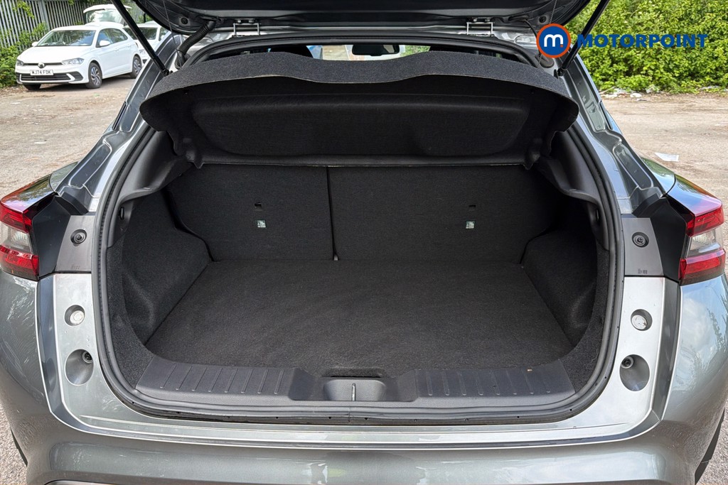 Nissan Juke N-Connecta Manual Petrol SUV - Stock Number (1638174) - 33rd supplementary image