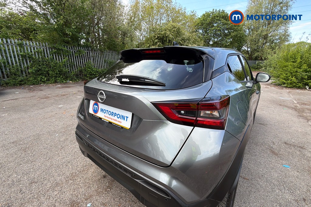 Nissan Juke N-Connecta Manual Petrol SUV - Stock Number (1638174) - 37th supplementary image