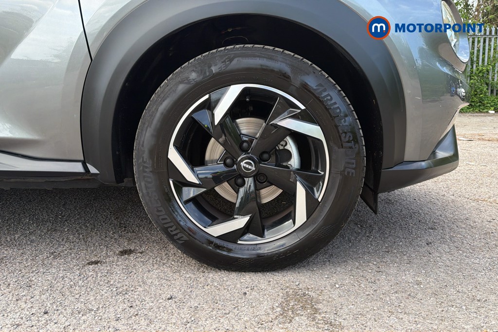 Nissan Juke N-Connecta Manual Petrol SUV - Stock Number (1638174) - 50th supplementary image