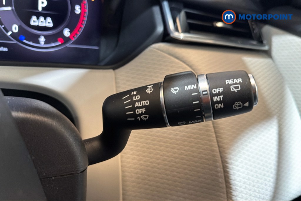 Land Rover Range Rover Velar R-Dynamic Se Automatic Diesel SUV - Stock Number (1638241) - 7th supplementary image