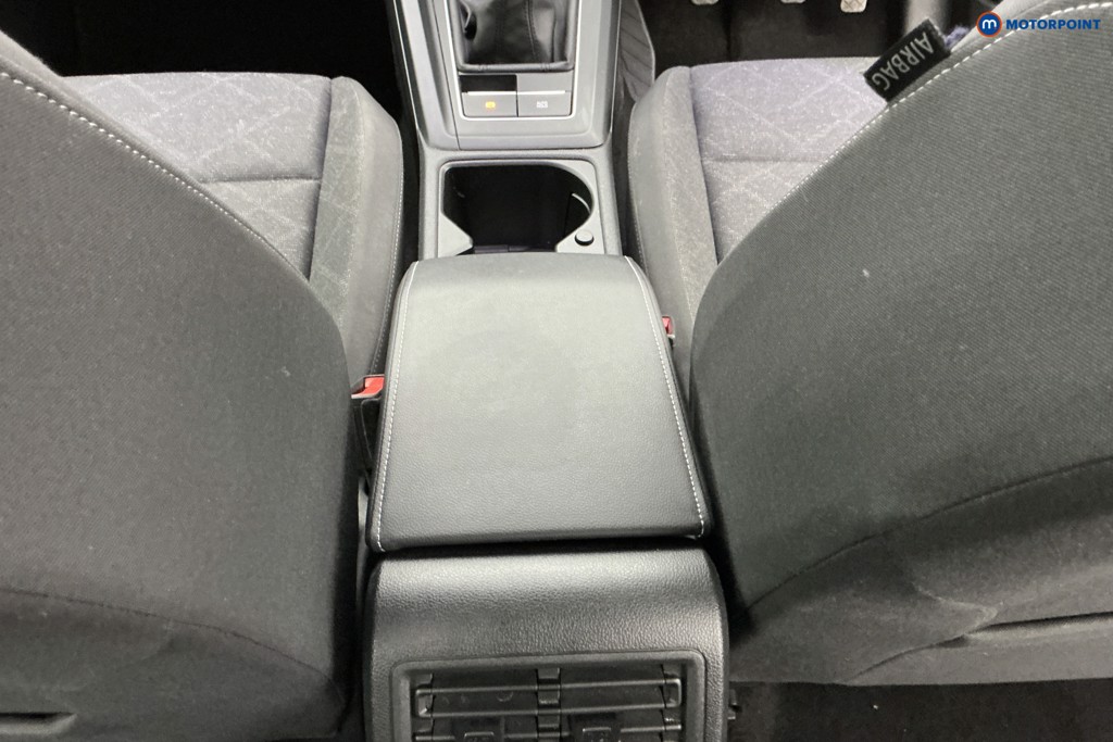 Volkswagen Golf Life Manual Petrol Hatchback - Stock Number (1638313) - 11th supplementary image