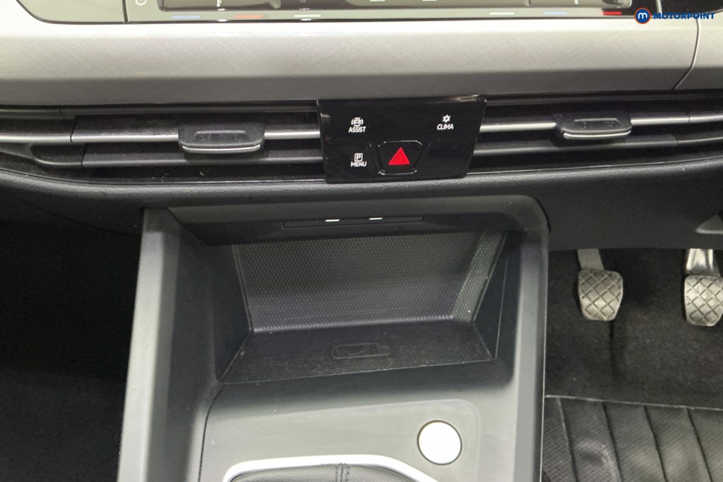 Volkswagen Golf Life Manual Petrol Hatchback - Stock Number (1638313) - 17th supplementary image