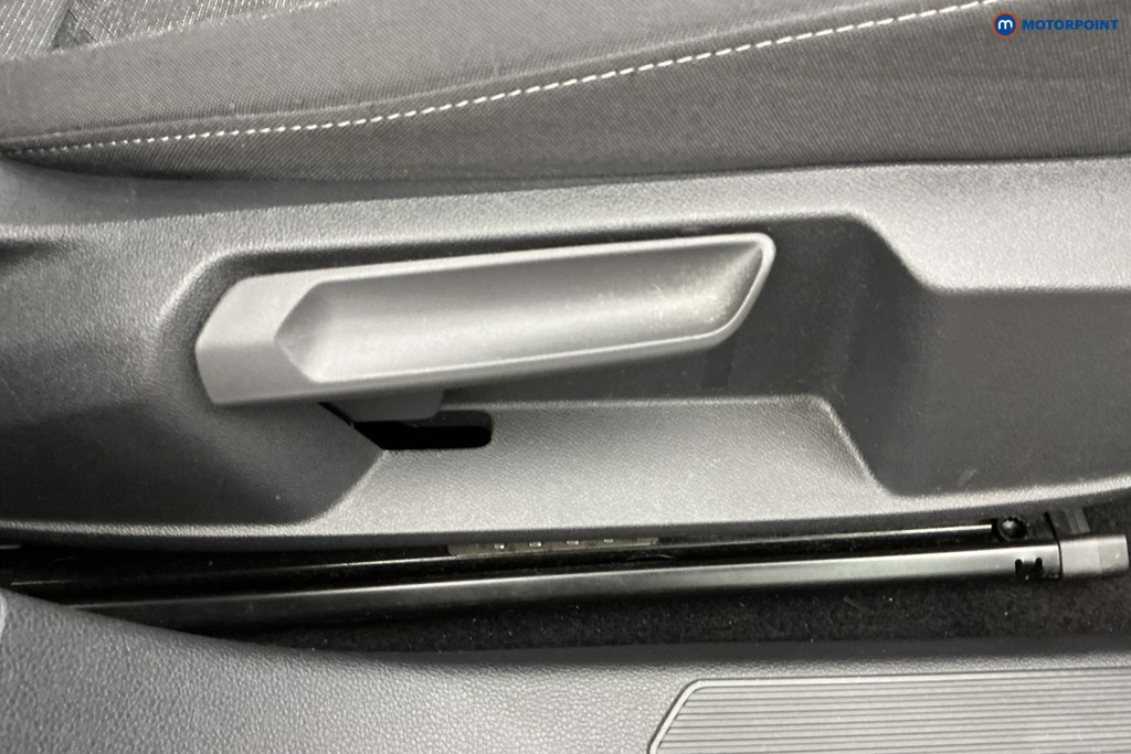 Volkswagen Golf Life Manual Petrol Hatchback - Stock Number (1638313) - 23rd supplementary image