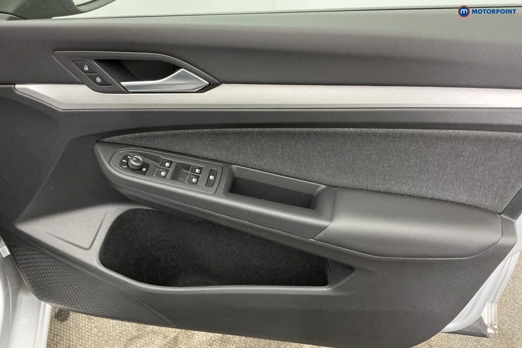 Volkswagen Golf Life Manual Petrol Hatchback - Stock Number (1638313) - 24th supplementary image