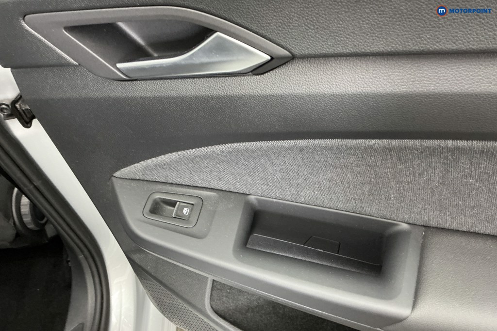 Volkswagen Golf Life Manual Petrol Hatchback - Stock Number (1638313) - 27th supplementary image