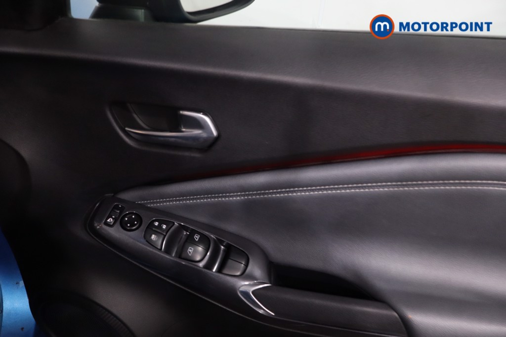 Nissan Juke N-Connecta Automatic Petrol SUV - Stock Number (1638595) - 25th supplementary image