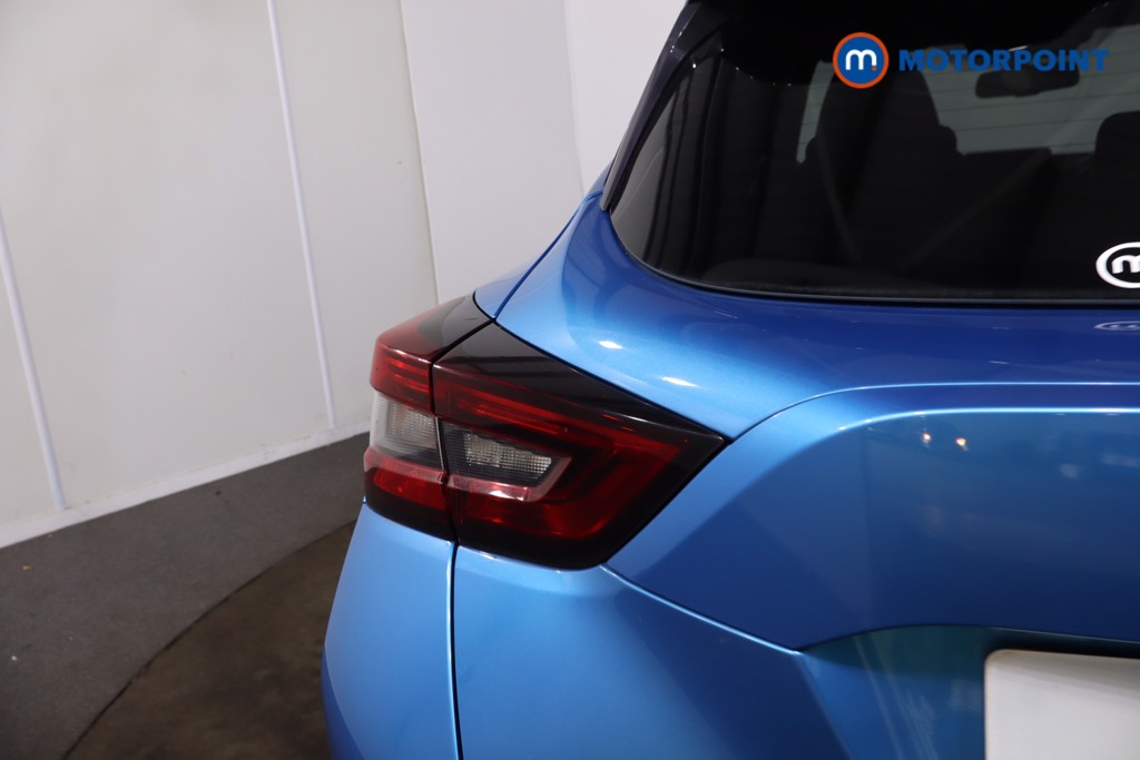 Nissan Juke N-Connecta Automatic Petrol SUV - Stock Number (1638595) - 34th supplementary image