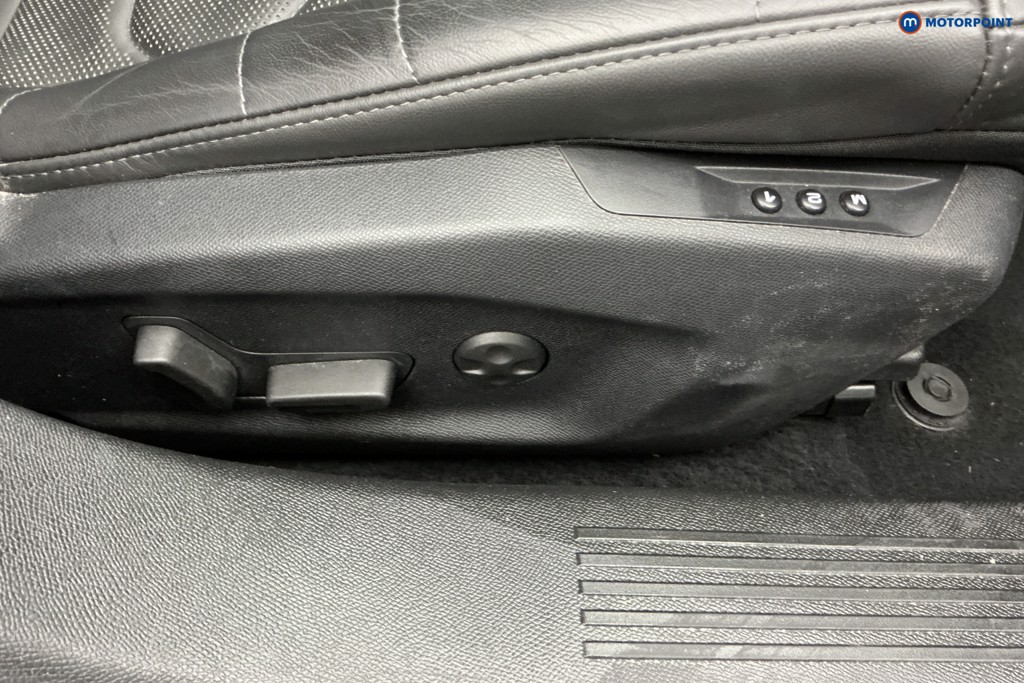 Citroen C5 X Shine Plus Automatic Petrol Hatchback - Stock Number (1638668) - 22nd supplementary image