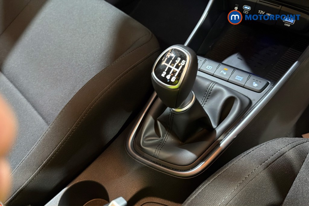 Hyundai I20 Ultimate Manual Petrol Hatchback - Stock Number (1638772) - 15th supplementary image