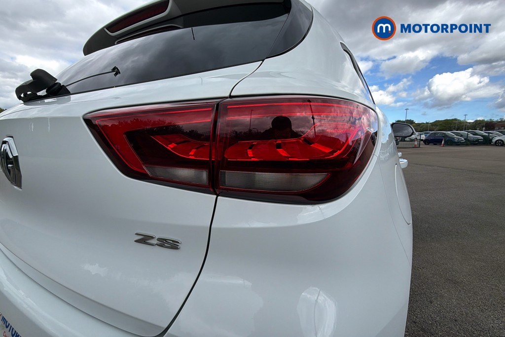 Mg Motor Uk ZS Exclusive Manual Petrol SUV - Stock Number (1639463) - 38th supplementary image