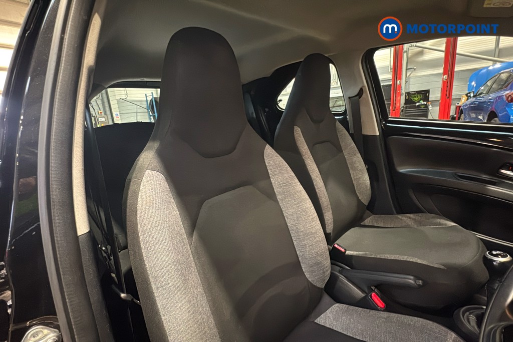 Toyota Aygo X Pure Manual Petrol Hatchback - Stock Number (1639508) - 22nd supplementary image