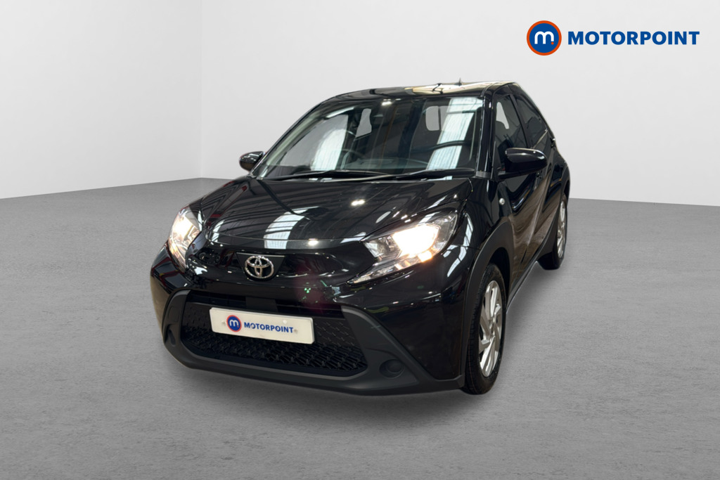 Toyota Aygo X Pure Manual Petrol Hatchback - Stock Number (1639508) - Passenger side front corner