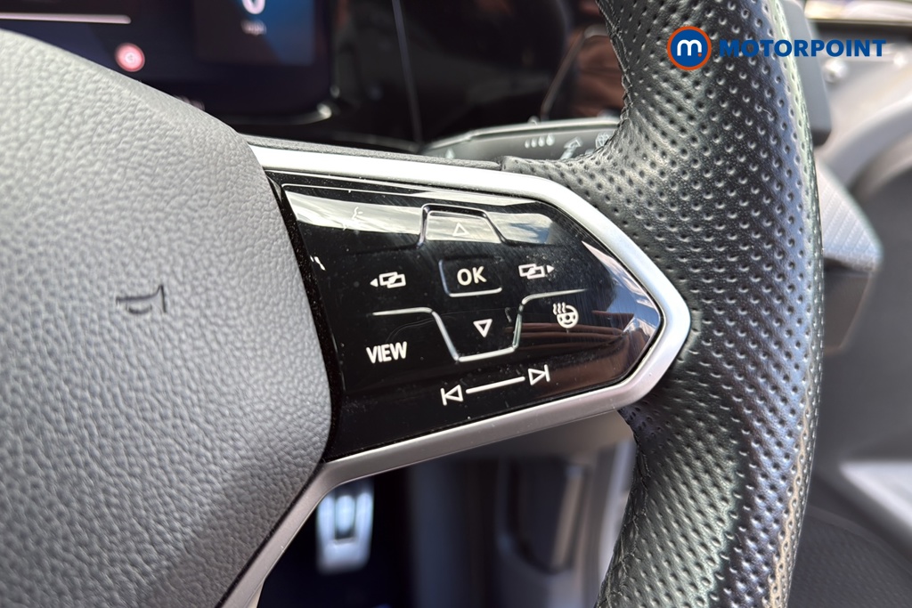 Volkswagen Golf R-Line Manual Petrol Hatchback - Stock Number (1639678) - 3rd supplementary image