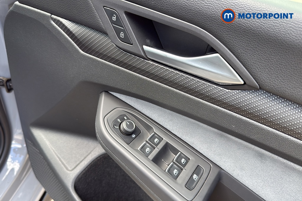Volkswagen Golf R-Line Manual Petrol Hatchback - Stock Number (1639678) - 19th supplementary image
