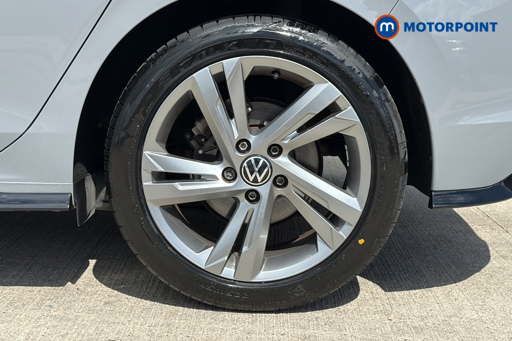 Volkswagen Golf R-Line Manual Petrol Hatchback - Stock Number (1639678) - 45th supplementary image