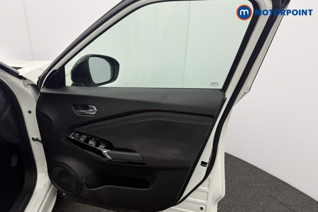 Nissan Juke Tekna-Plus Automatic Petrol SUV - Stock Number (1639833) - 16th supplementary image