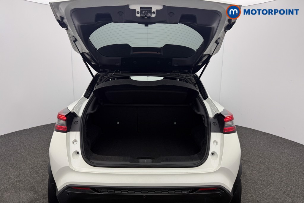 Nissan Juke Tekna-Plus Automatic Petrol SUV - Stock Number (1639833) - 19th supplementary image