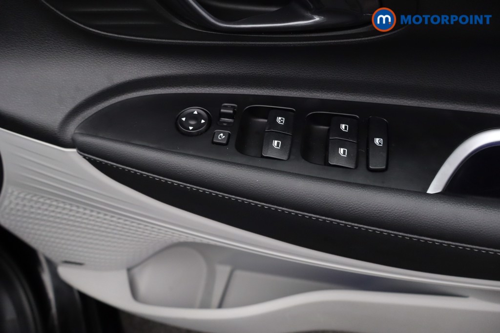 Hyundai I20 Ultimate Manual Petrol Hatchback - Stock Number (1639875) - 15th supplementary image