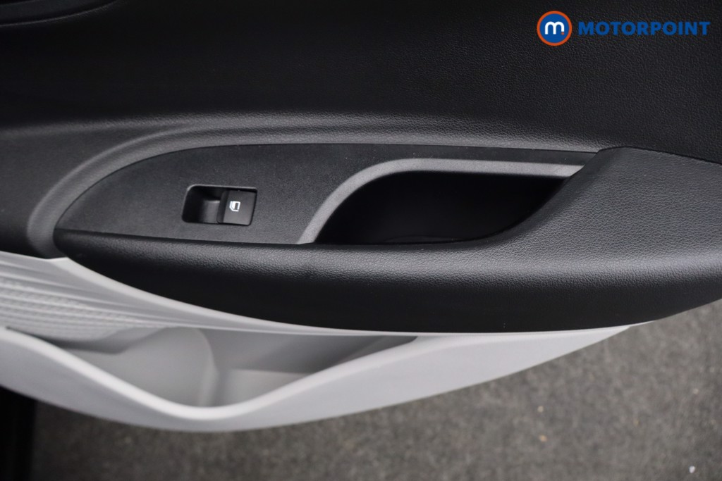 Hyundai I20 Ultimate Manual Petrol Hatchback - Stock Number (1639875) - 20th supplementary image