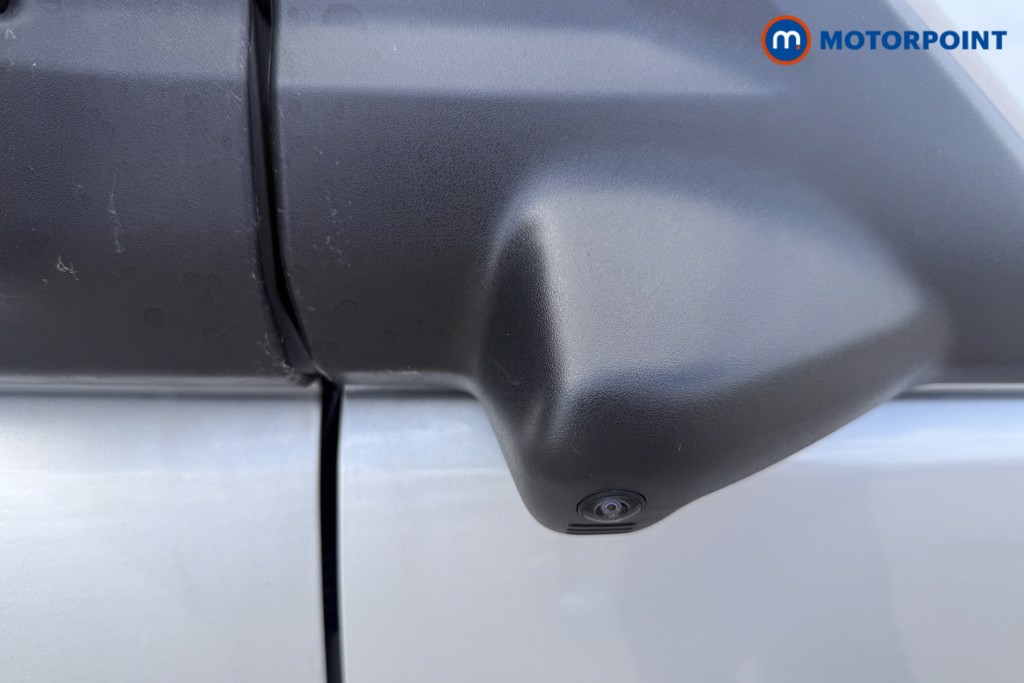 Ford Transit Limited Automatic Diesel Medium Roof Van - Stock Number (1639925) - 2nd supplementary image