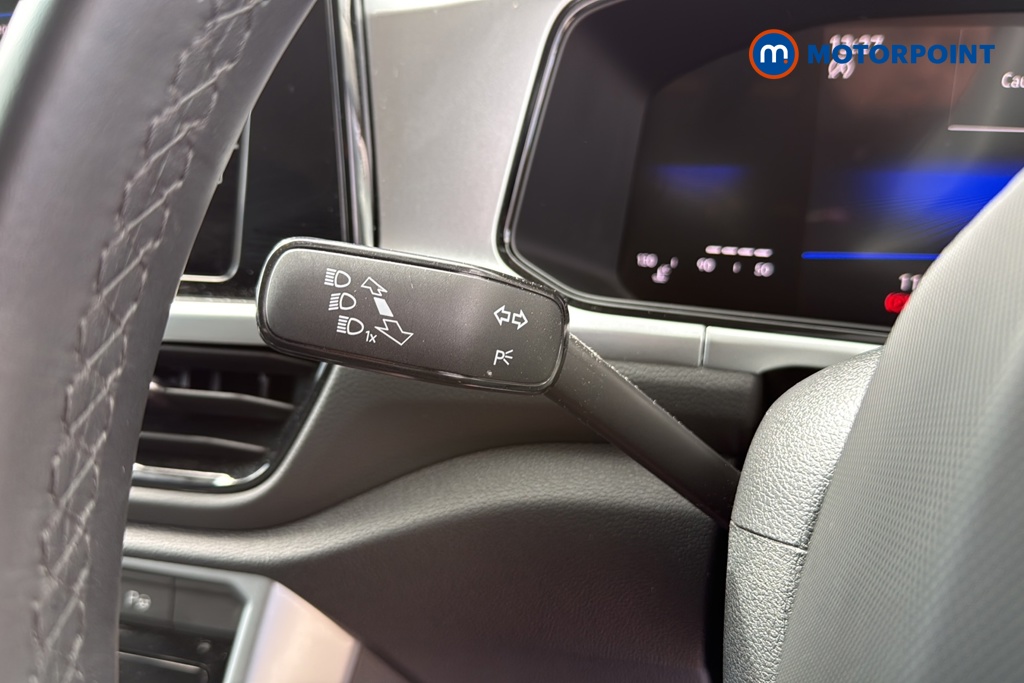 Volkswagen T-Roc Match Manual Petrol SUV - Stock Number (1640011) - 5th supplementary image
