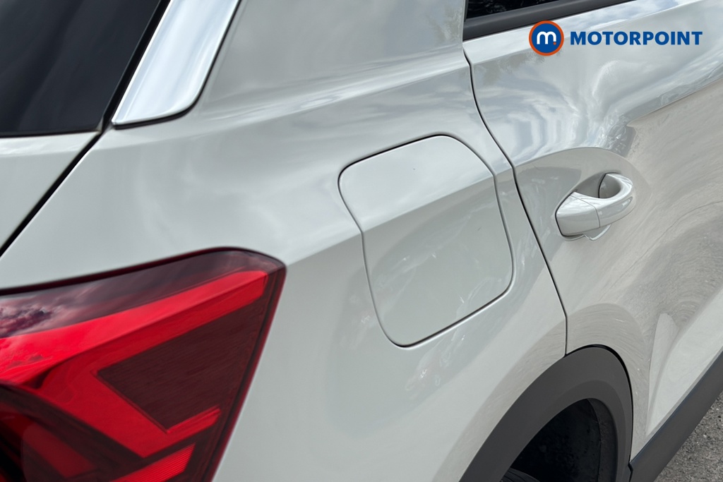 Volkswagen T-Roc Match Manual Petrol SUV - Stock Number (1640011) - 41st supplementary image