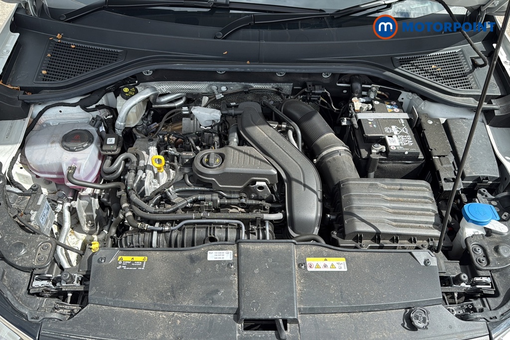 Volkswagen T-Roc Match Manual Petrol SUV - Stock Number (1640011) - 48th supplementary image