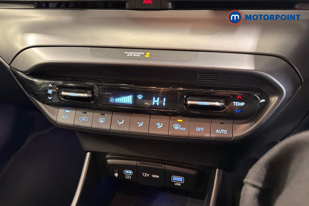 Hyundai I20 Ultimate Manual Petrol Hatchback - Stock Number (1640069) - 12th supplementary image