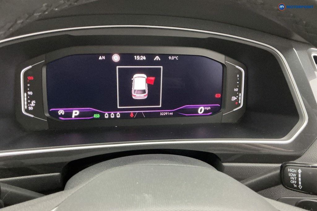 Volkswagen Tiguan R-Line Automatic Petrol SUV - Stock Number (1640244) - 6th supplementary image