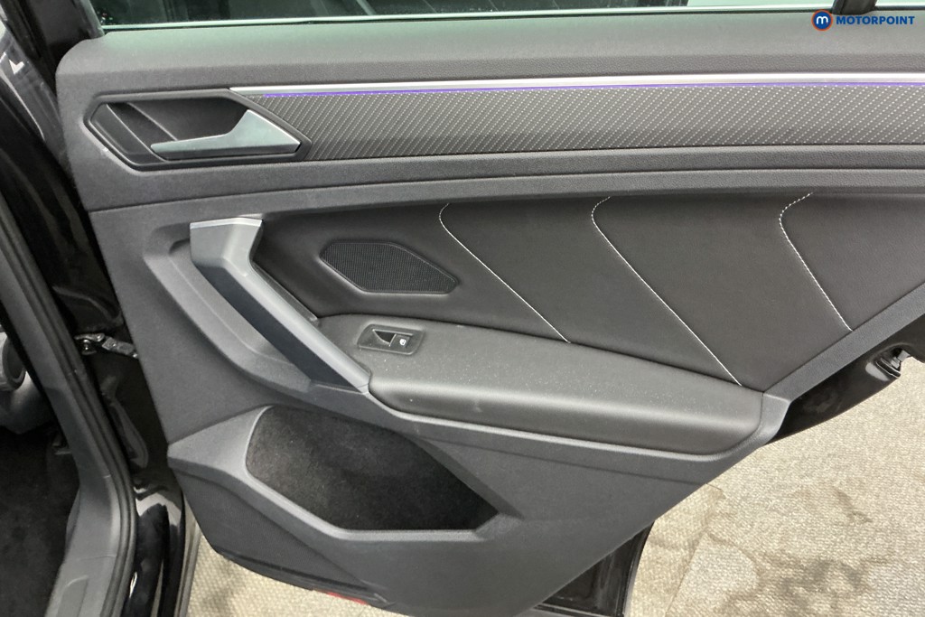 Volkswagen Tiguan R-Line Automatic Petrol SUV - Stock Number (1640244) - 26th supplementary image