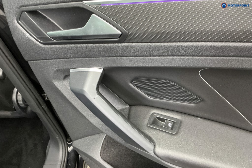 Volkswagen Tiguan R-Line Automatic Petrol SUV - Stock Number (1640244) - 27th supplementary image