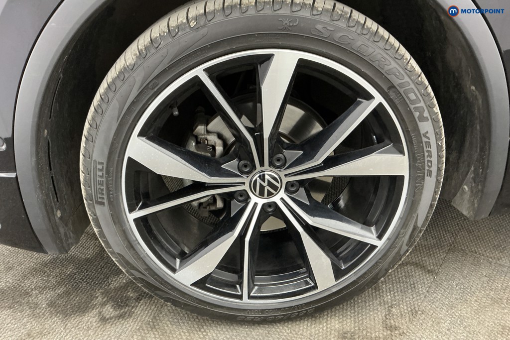 Volkswagen Tiguan R-Line Automatic Petrol SUV - Stock Number (1640244) - 34th supplementary image