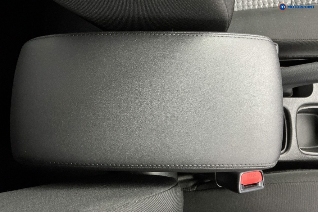 Suzuki S-Cross Motion Manual Petrol SUV - Stock Number (1640247) - 13th supplementary image