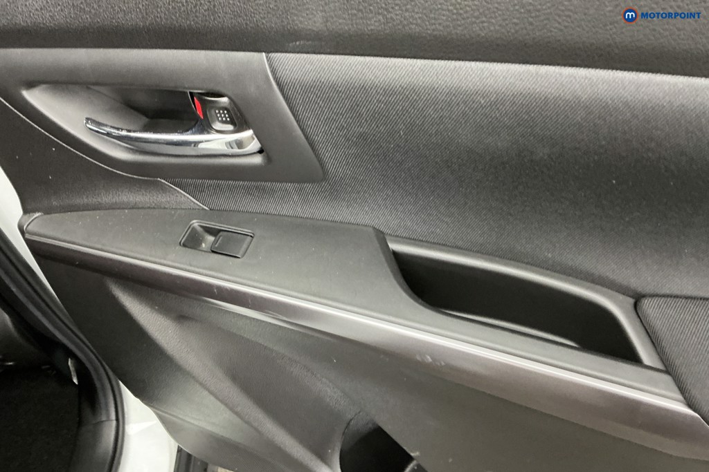 Suzuki S-Cross Motion Manual Petrol SUV - Stock Number (1640247) - 26th supplementary image