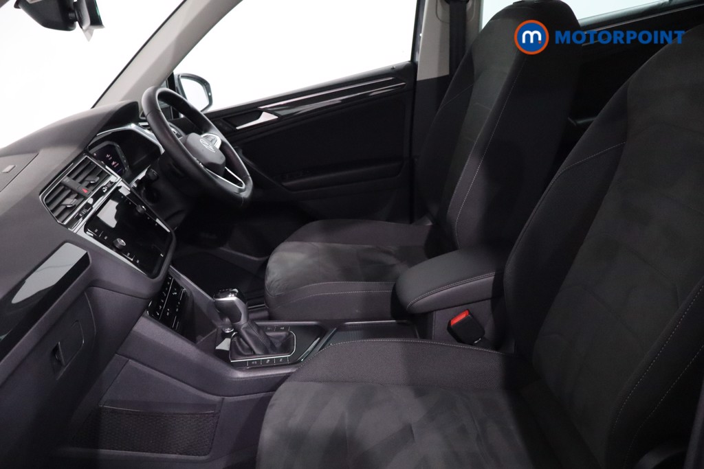 Volkswagen Tiguan Elegance Automatic Petrol SUV - Stock Number (1640434) - 4th supplementary image